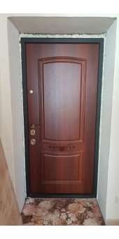 НАШИ РАБОТЫ Входная дверь металлическая в квартиру с МДФ накладками
